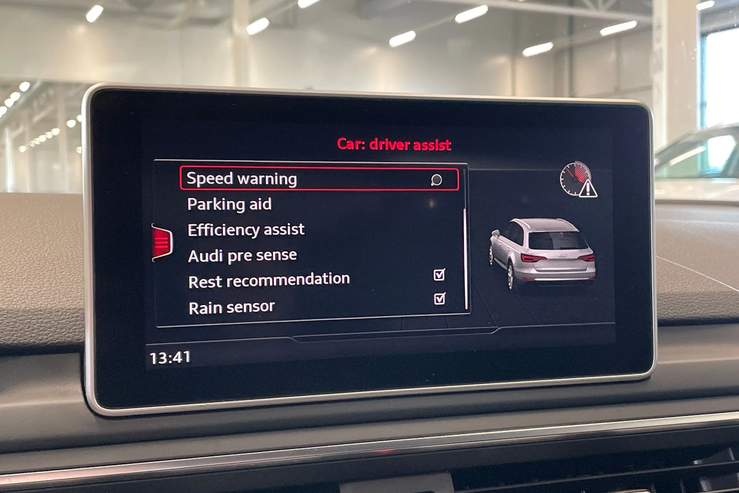 vihreä Audi A4 2016 kuva 24.