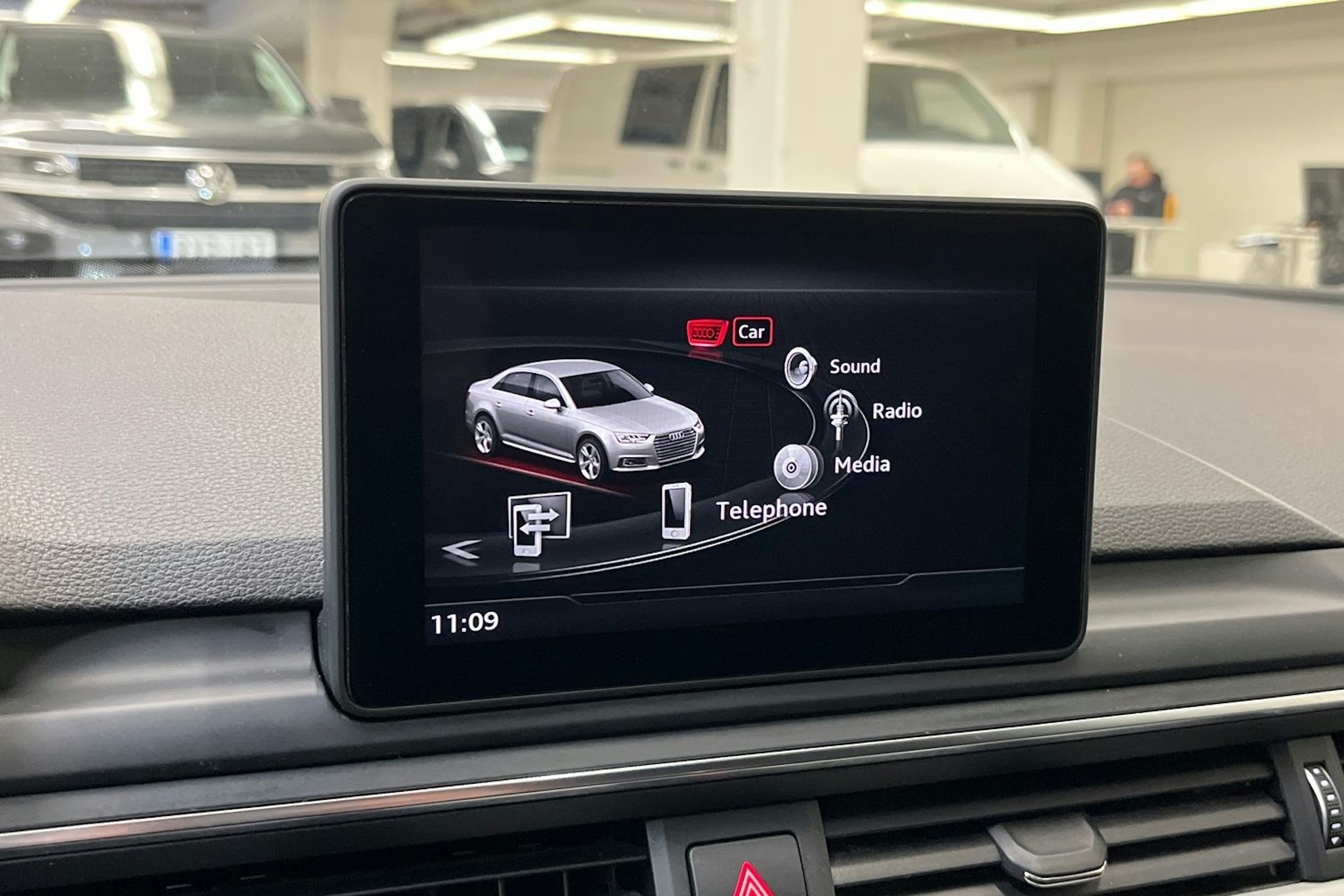 ruskea (beige) Audi A4 2016 kuva 16.