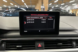 musta Audi A4 2017 kuva 14.