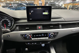 musta Audi A4 2017 kuva 18.