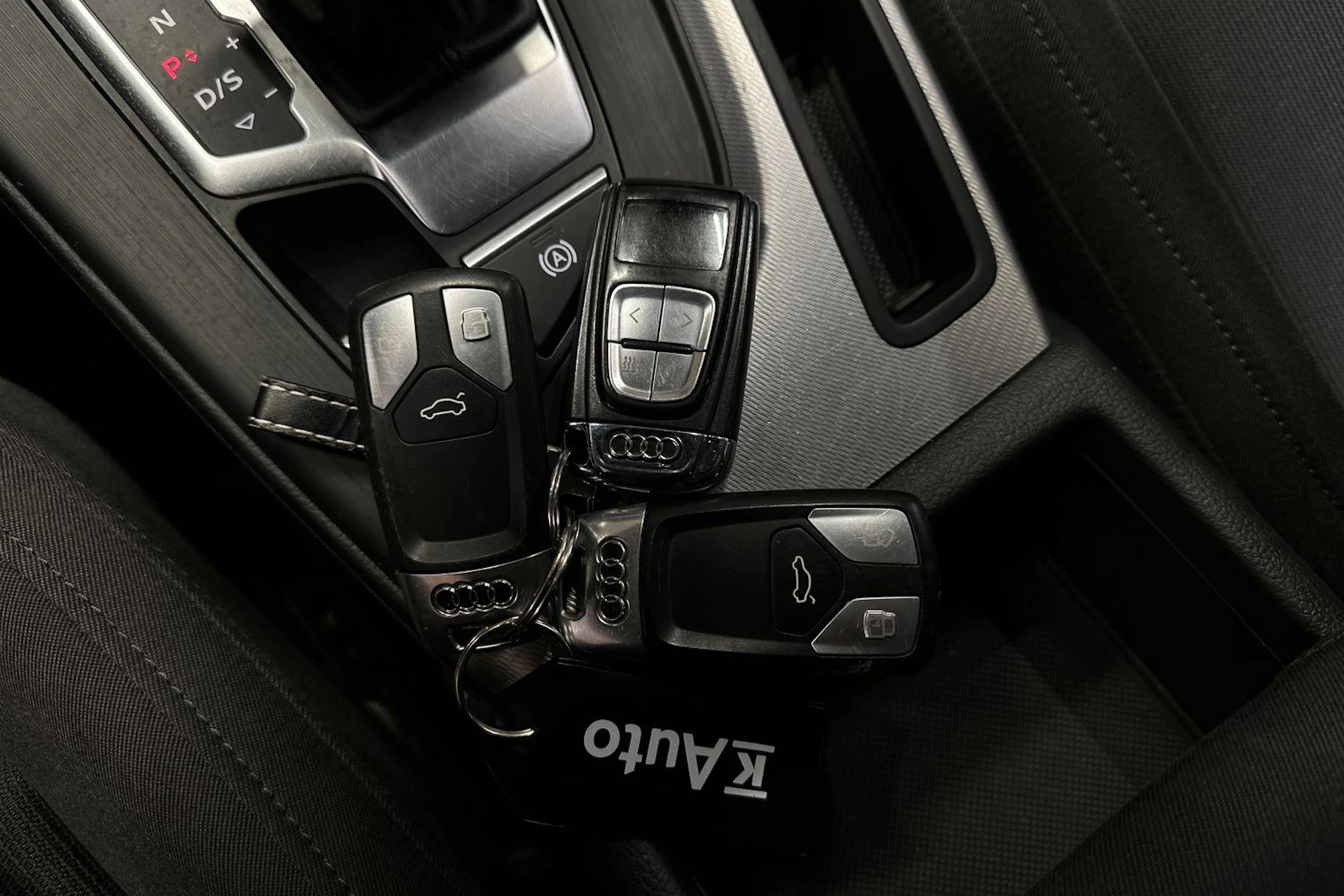 musta Audi A4 2017 kuva 21.