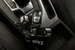 musta Audi A4 2017 kuva 21.