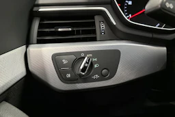 musta Audi A4 2017 kuva 26.
