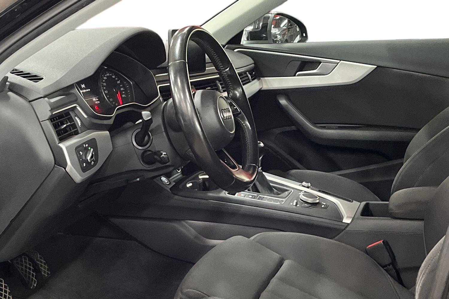 Audi A4 2017, kuva 6/23