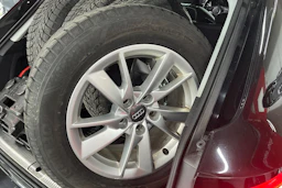 Musta Audi A4 2017 kuva 10.