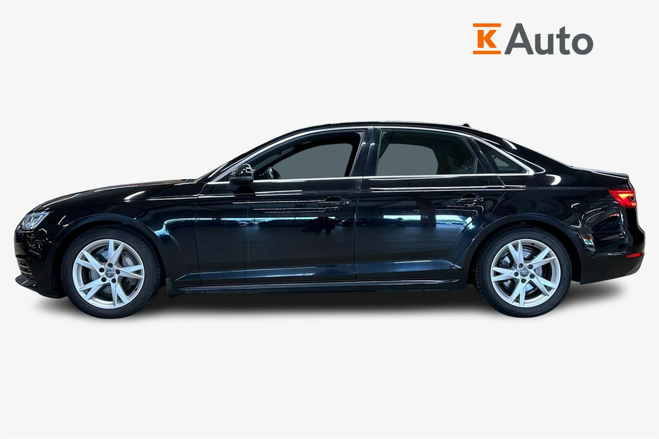 musta Audi A4 2017 kuva 6.