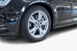 musta Audi A4 2017 kuva 16.