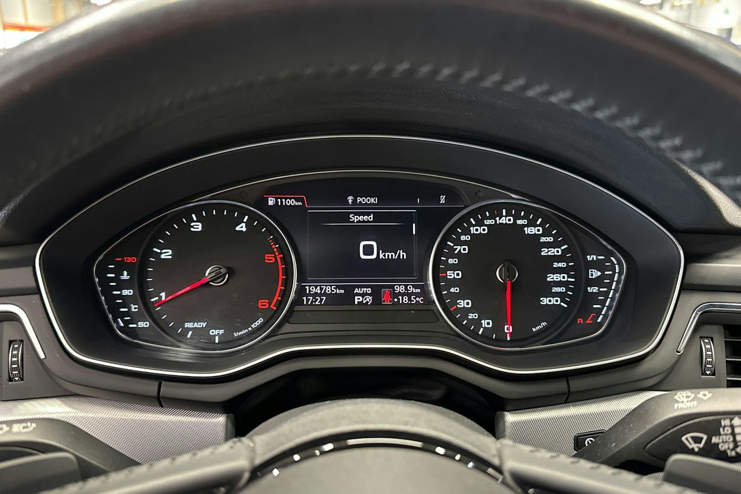 musta Audi A4 2017 kuva 23.