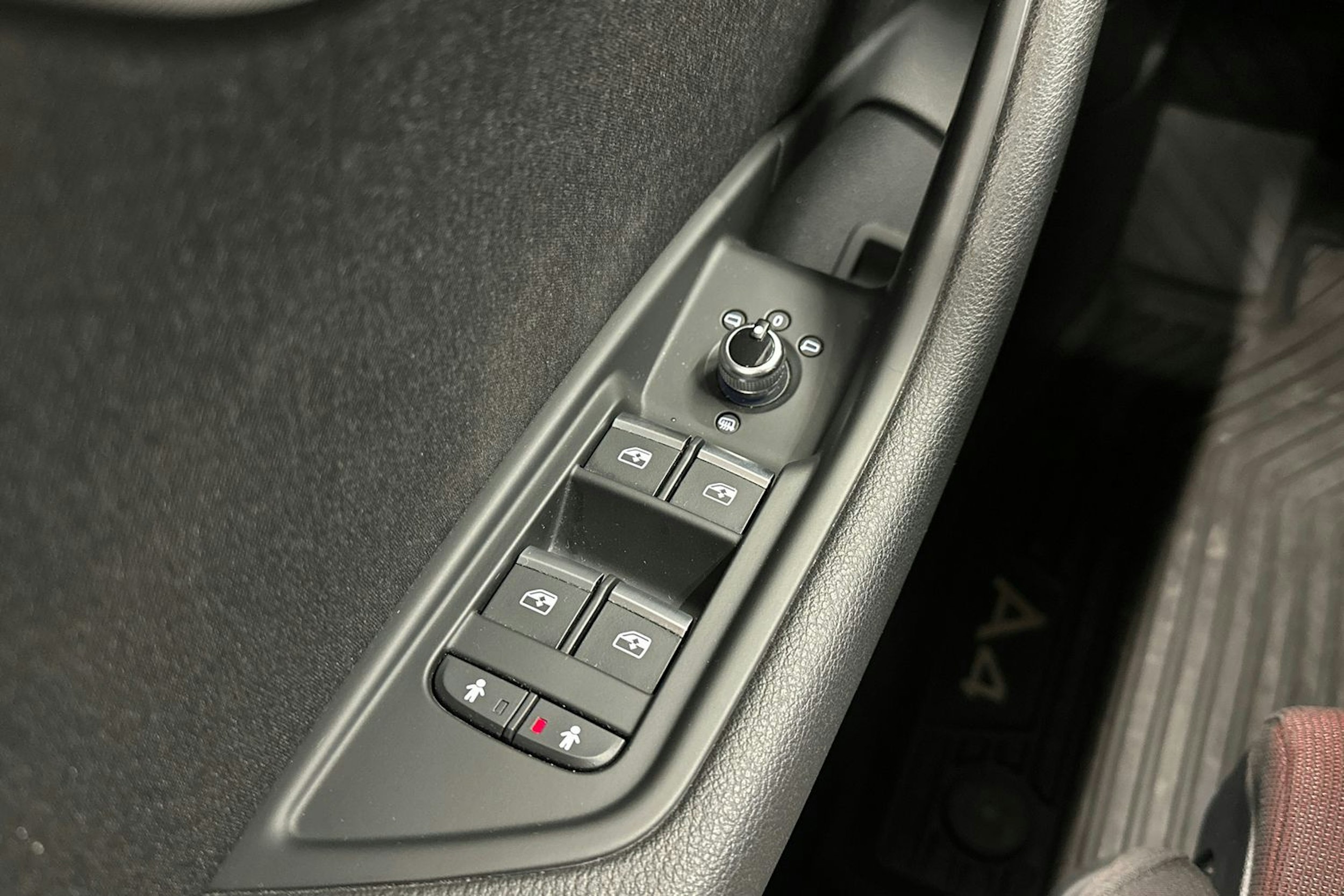 musta Audi A4 2017 kuva 29.