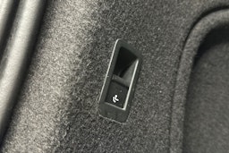 musta Audi A4 2017 kuva 30.