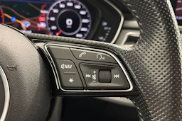 harmaa Audi A4 2018 kuva 18.
