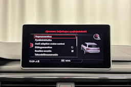 harmaa Audi A4 2018 kuva 23.