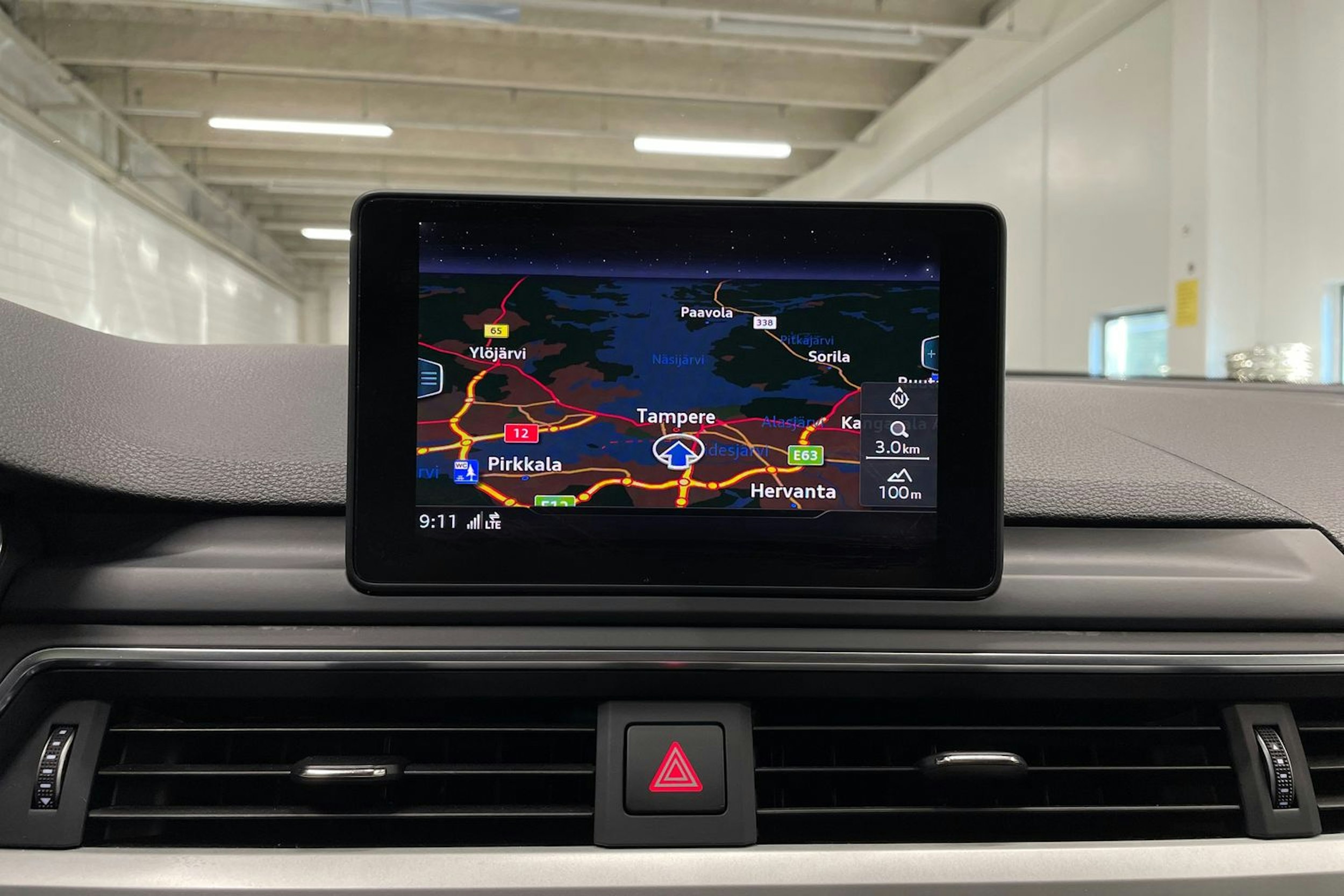 musta Audi A4 2017 kuva 19.