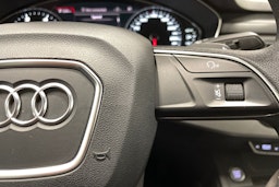 musta Audi A4 2017 kuva 25.