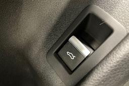 met. hopea Audi A4 2017 kuva 37.