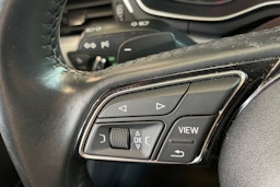 Valkoinen Audi A4 2017 kuva 17.