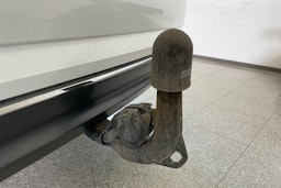 Valkoinen Audi A4 2017 kuva 32.