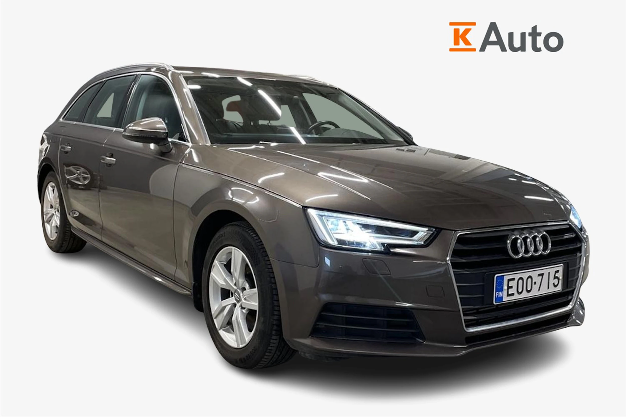 ruskea (beige) Audi A4 2017 kuva 1.
