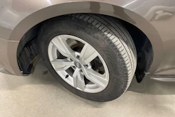 ruskea (beige) Audi A4 2017 kuva 13.