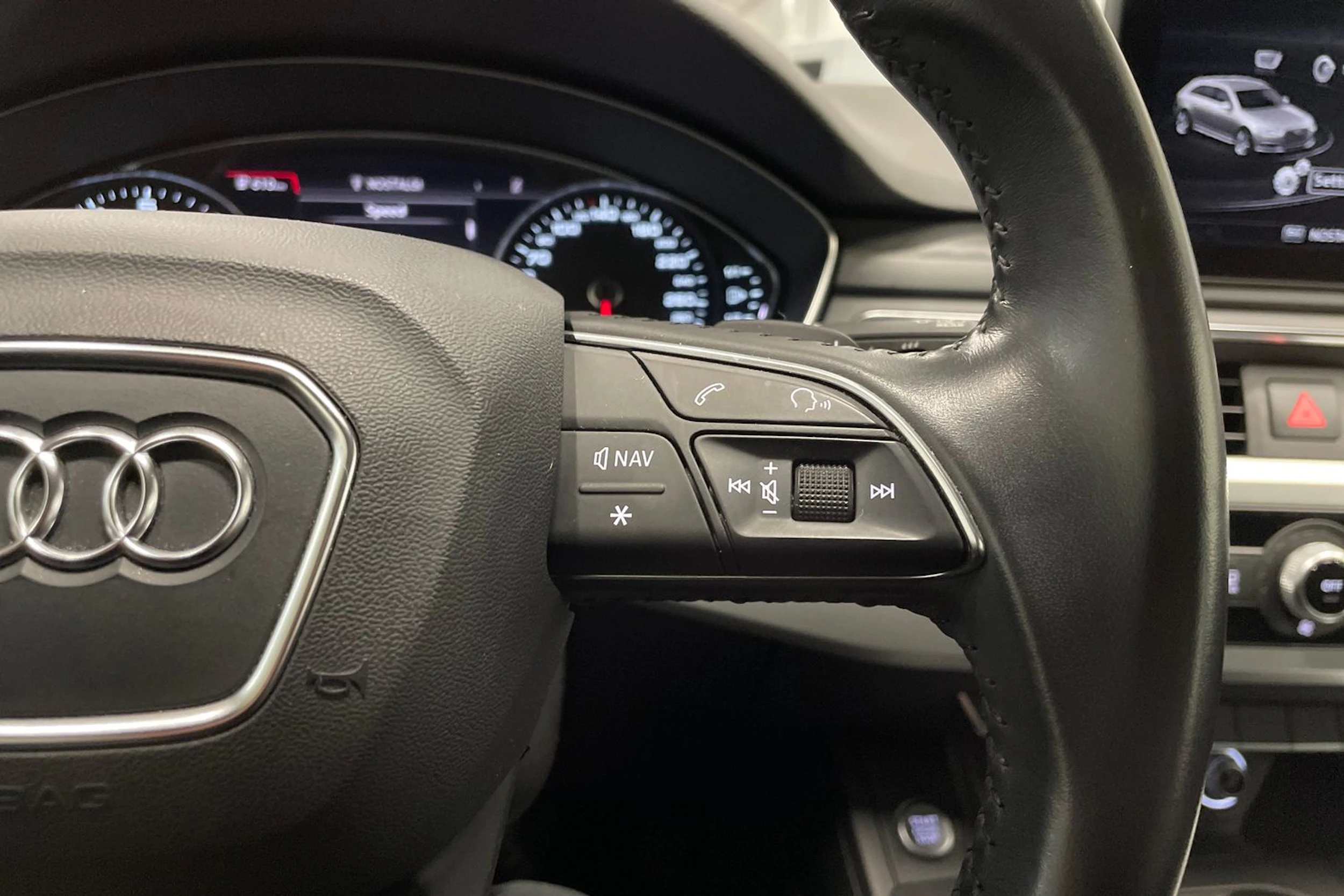 ruskea (beige) Audi A4 2017 kuva 23.