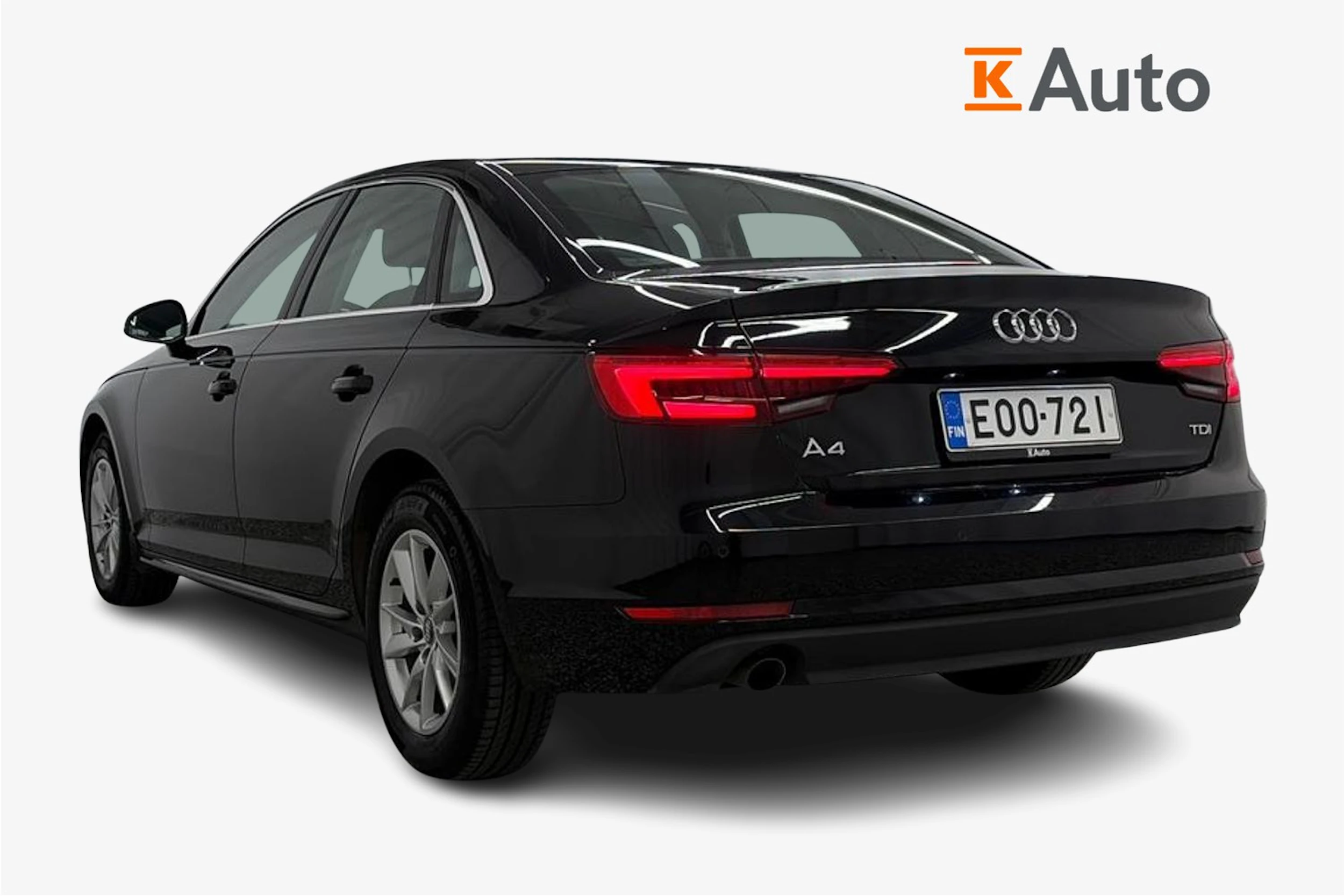 Musta Audi A4 2017 kuva 2.