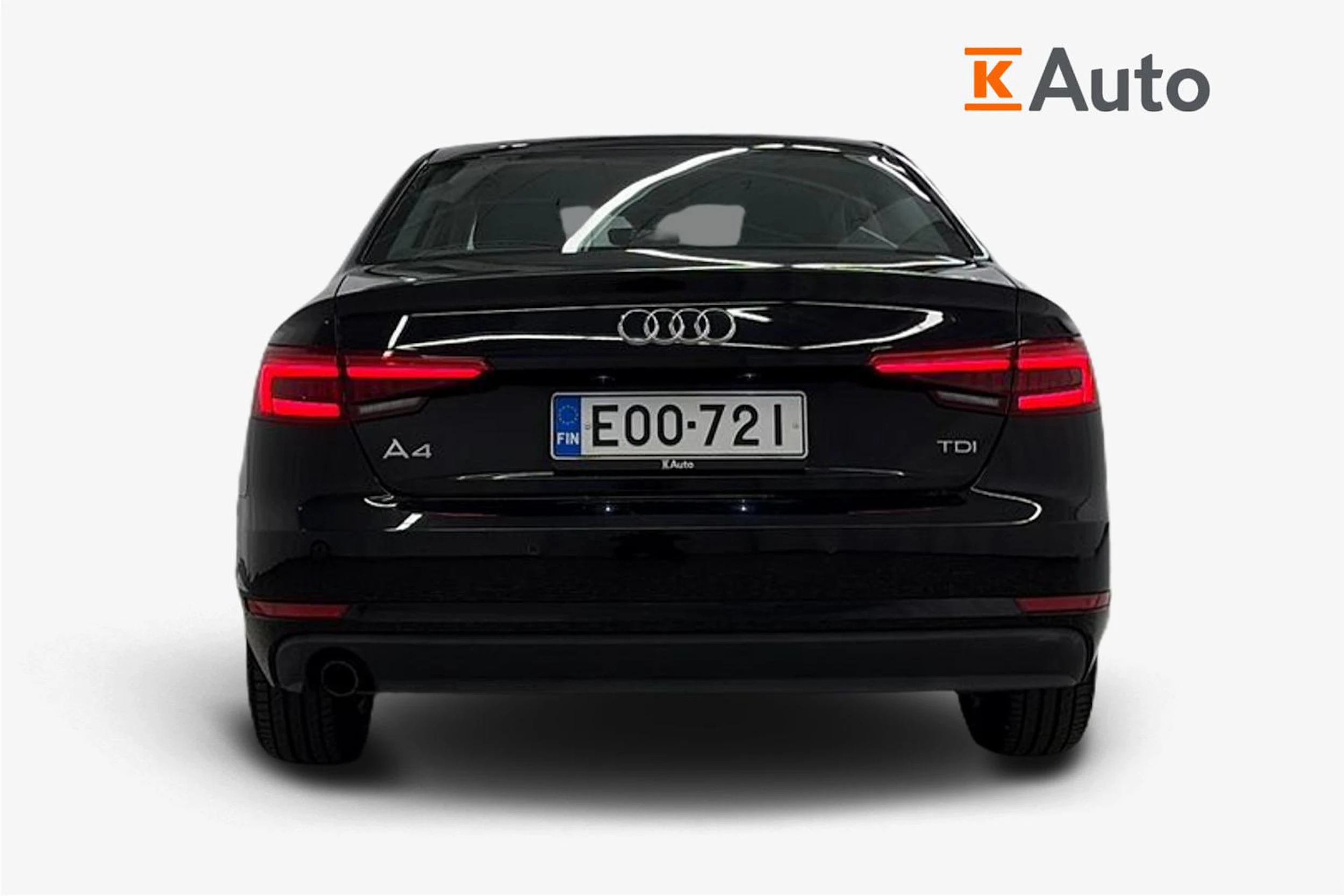 Musta Audi A4 2017 kuva 3.