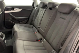 Musta Audi A4 2017 kuva 8.