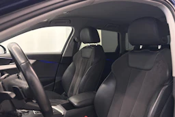 sininen Audi A4 2017 kuva 31.