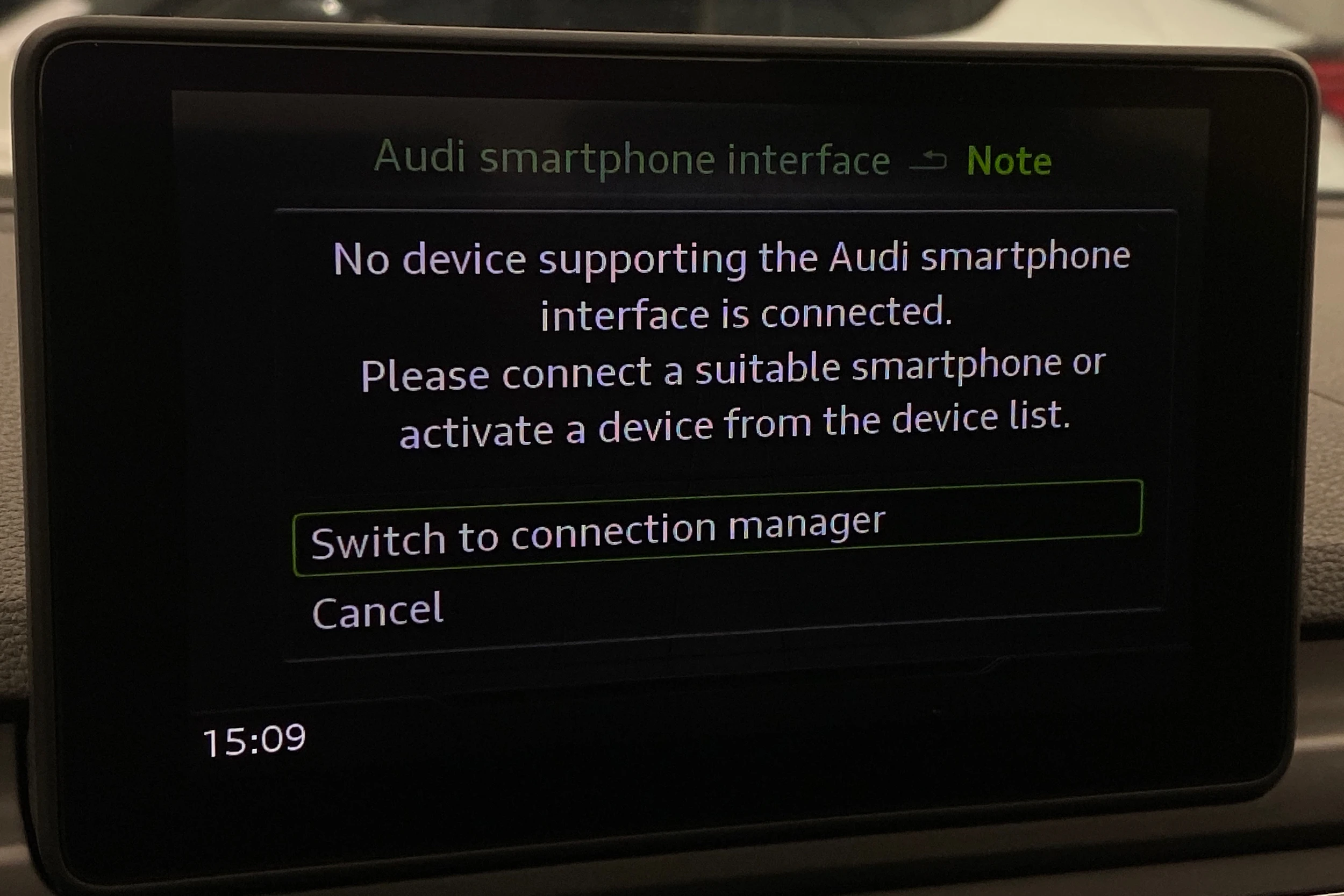 sininen Audi A4 2017 kuva 21.