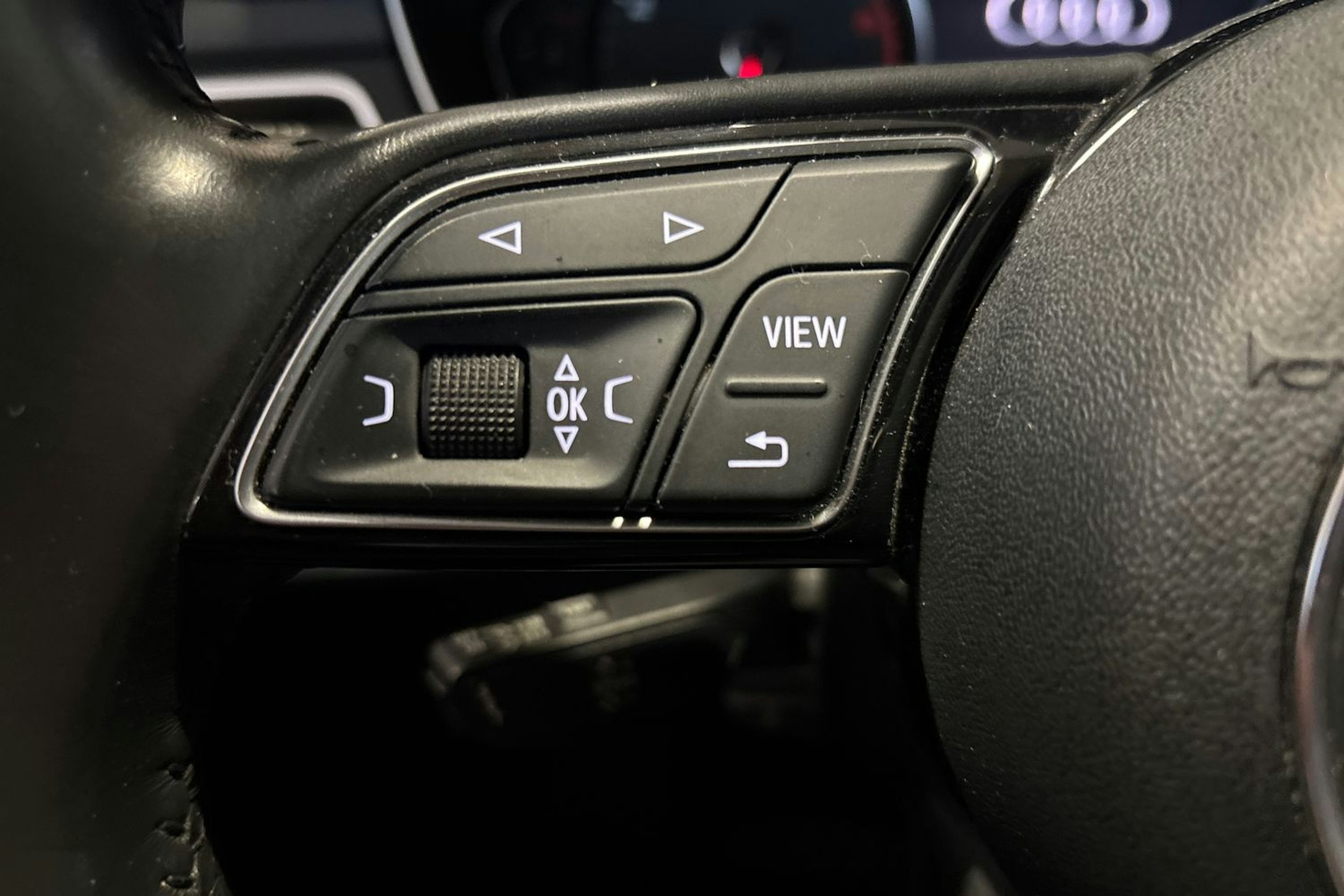 Vihreä Audi A4 2017 kuva 17.