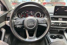 met. sininen Audi A4 2017 kuva 17.