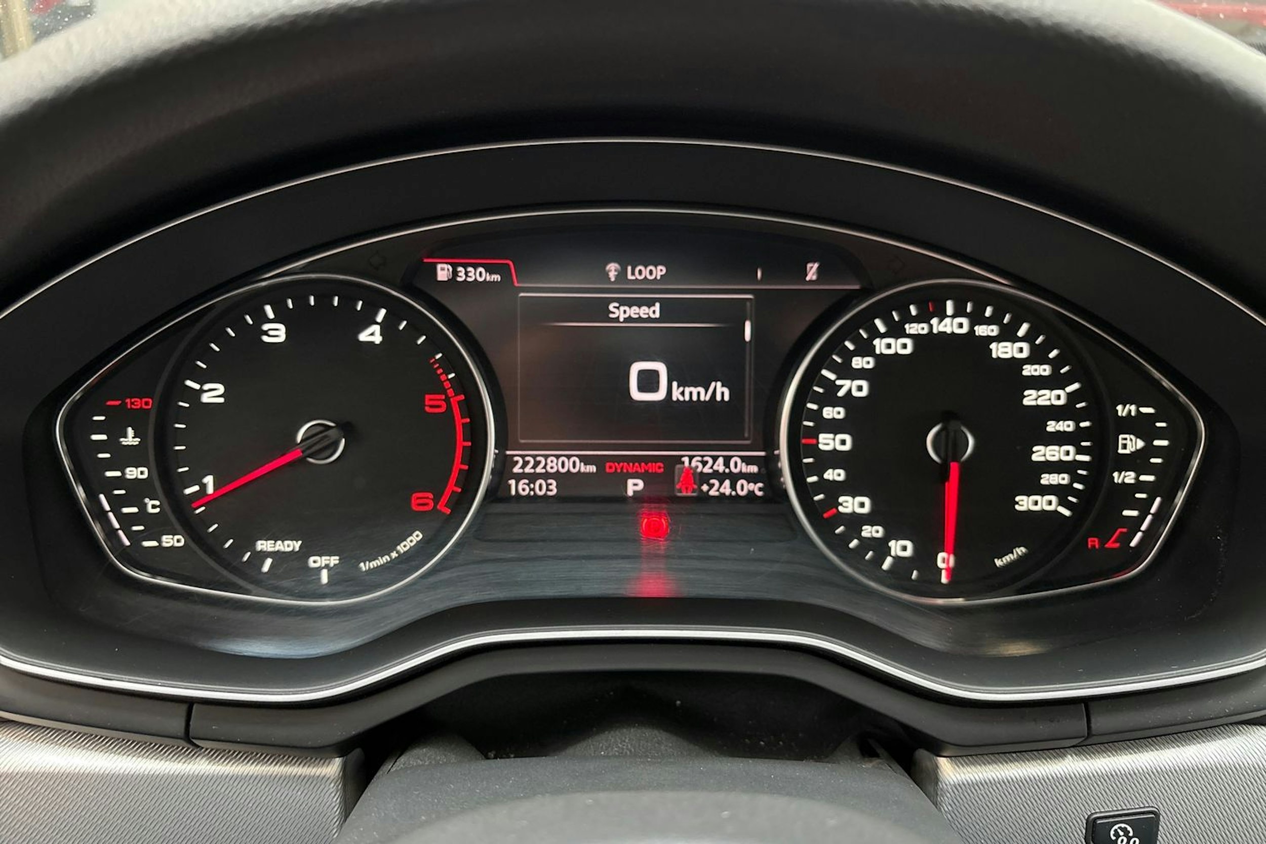 met. sininen Audi A4 2017 kuva 18.