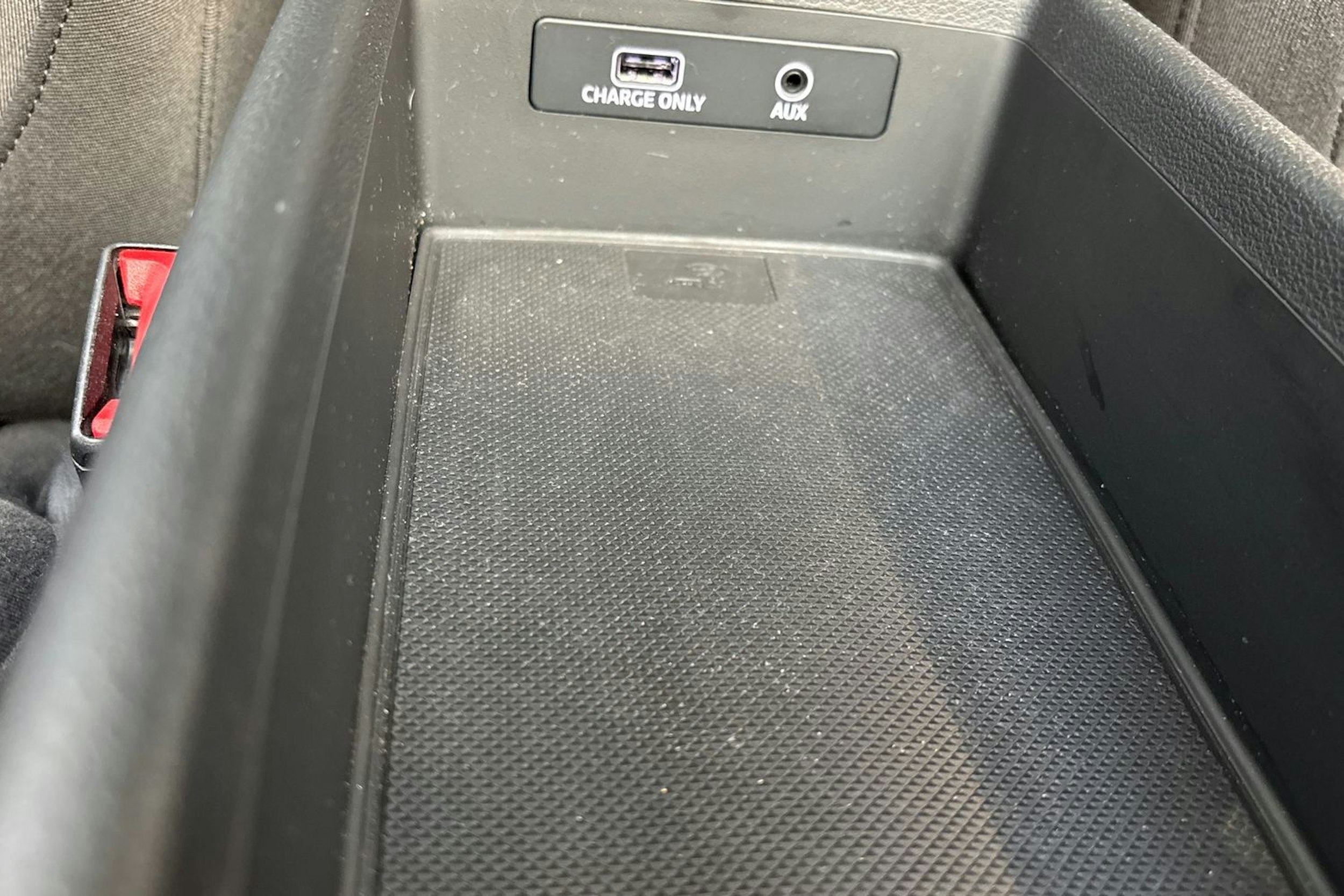 met. sininen Audi A4 2017 kuva 24.