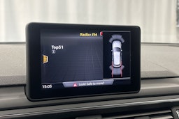 valkoinen Audi A4 2017 kuva 30.