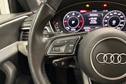 Musta Audi A4 2017 kuva 11.