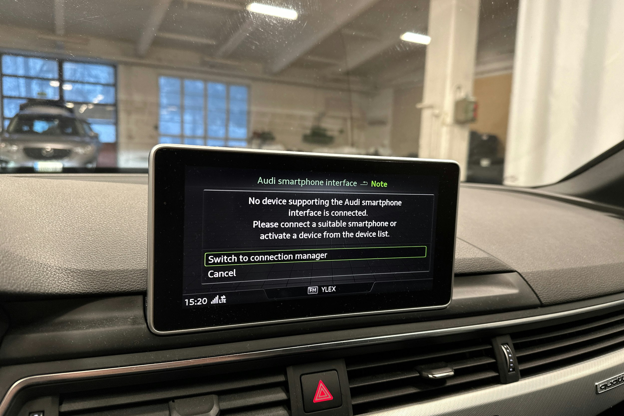 Musta Audi A4 2017 kuva 23.