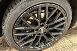 Musta Audi A4 2017 kuva 32.