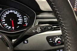 valkoinen Audi A4 2017 kuva 20.