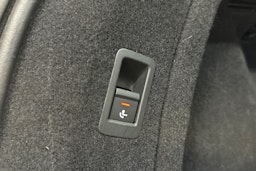 valkoinen Audi A4 2017 kuva 25.