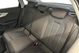 Valkoinen Audi A4 2017 kuva 10.