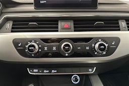 Valkoinen Audi A4 2017 kuva 19.