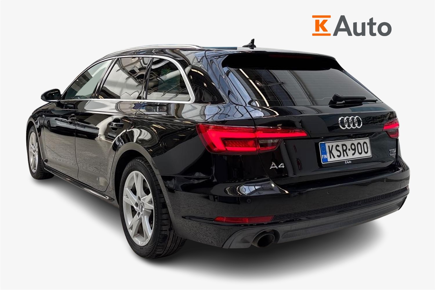 Audi A4 2017, photo 2/29