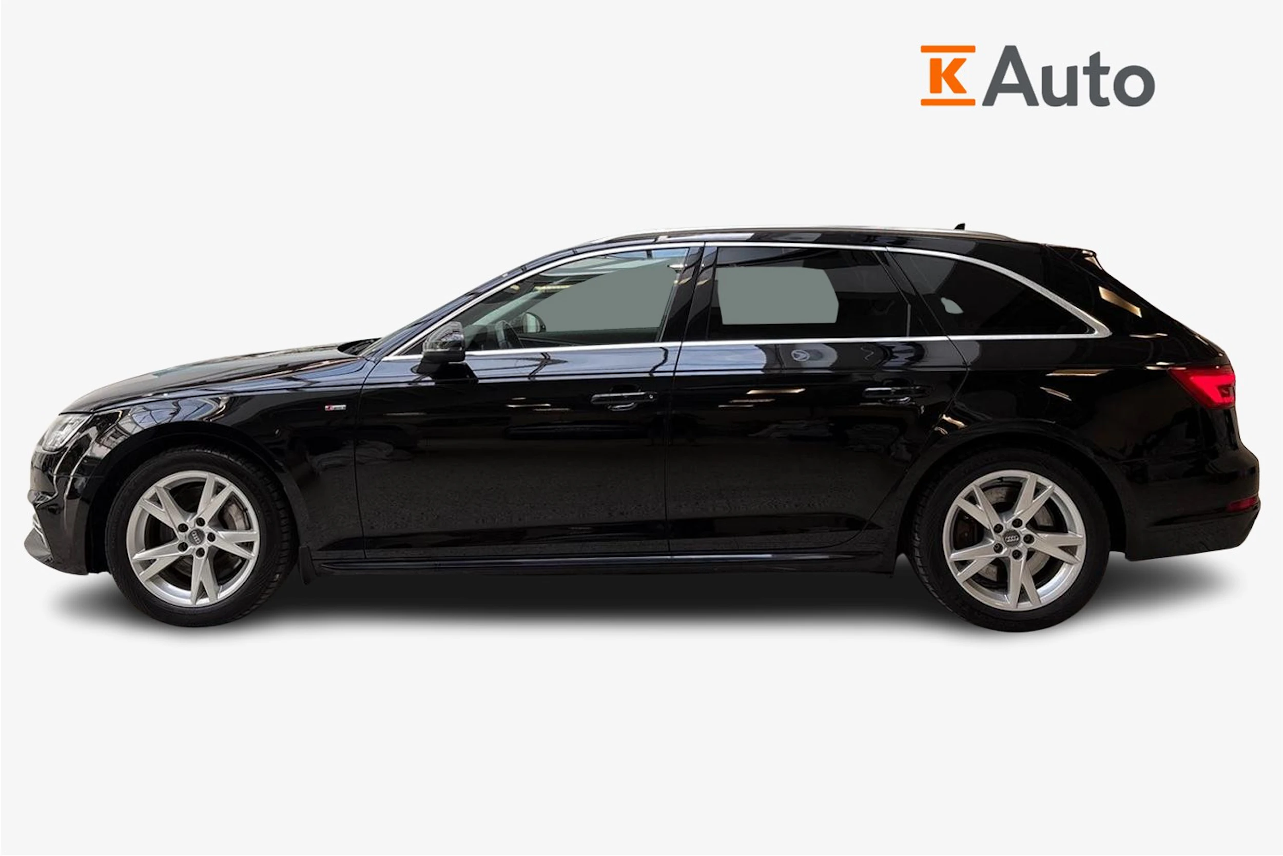 musta Audi A4 2017 kuva 5.