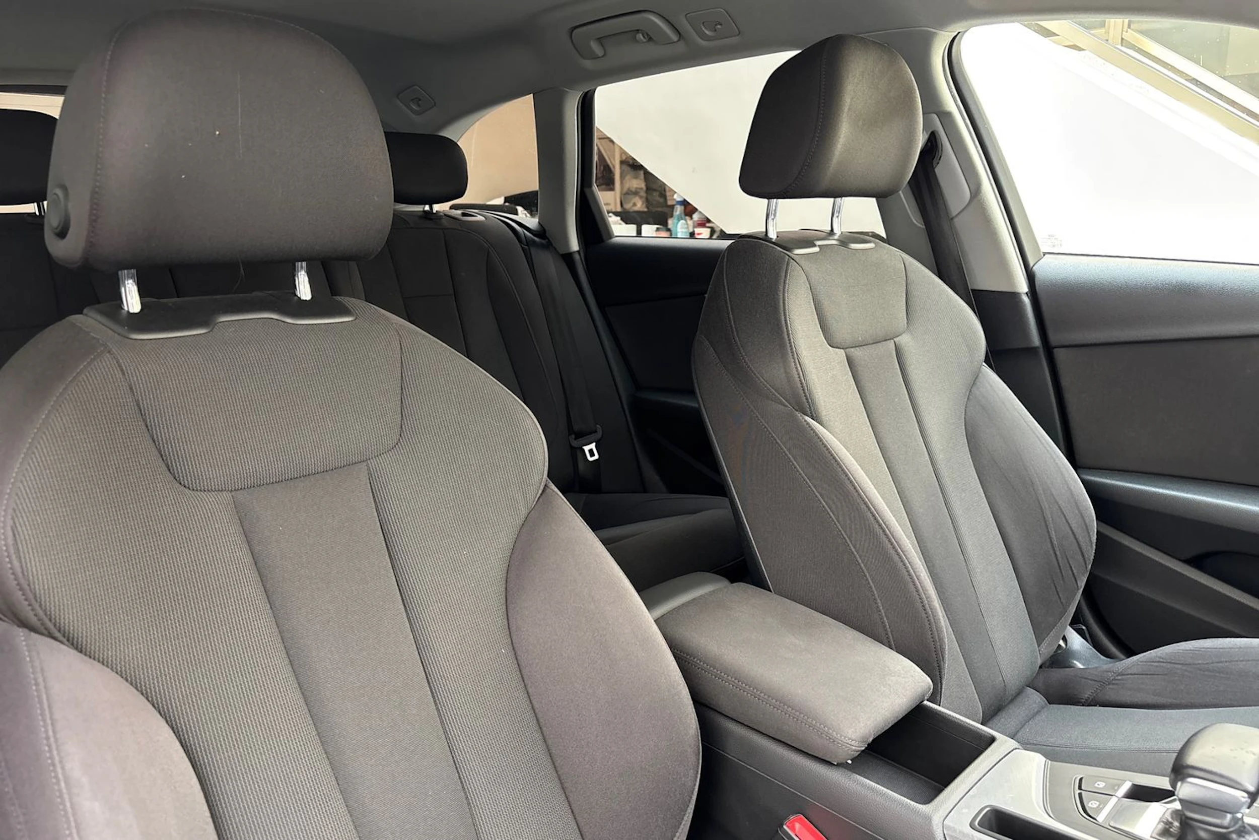musta Audi A4 2017 kuva 29.