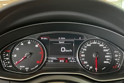 Hopea Audi A4 2017 kuva 16.