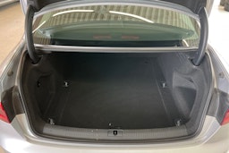 Hopea Audi A4 2017 kuva 27.