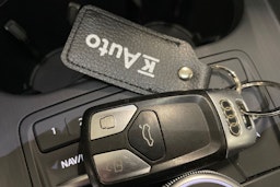 musta Audi A4 2018 kuva 32.
