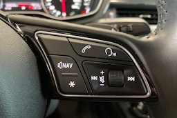 musta Audi A4 2017 kuva 16.