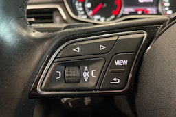musta Audi A4 2017 kuva 17.