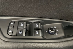musta Audi A4 2017 kuva 29.